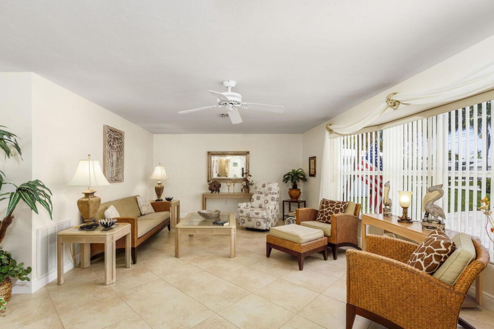 Villa Catalina Isles - Holidays In Paradise Cape Coral Ngoại thất bức ảnh