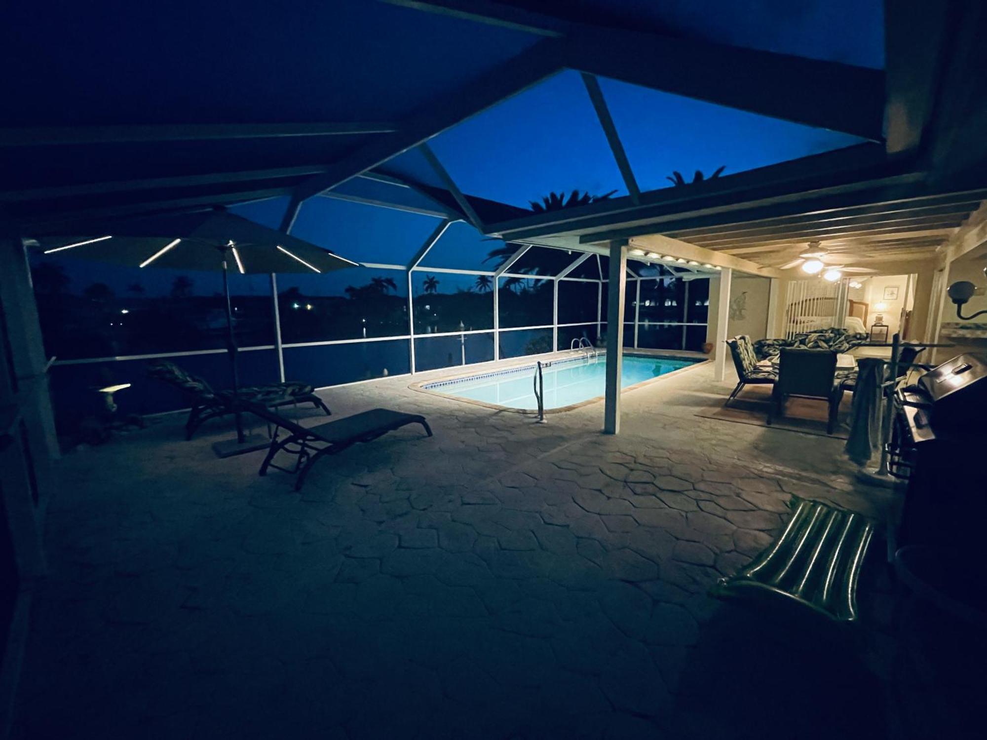 Villa Catalina Isles - Holidays In Paradise Cape Coral Ngoại thất bức ảnh