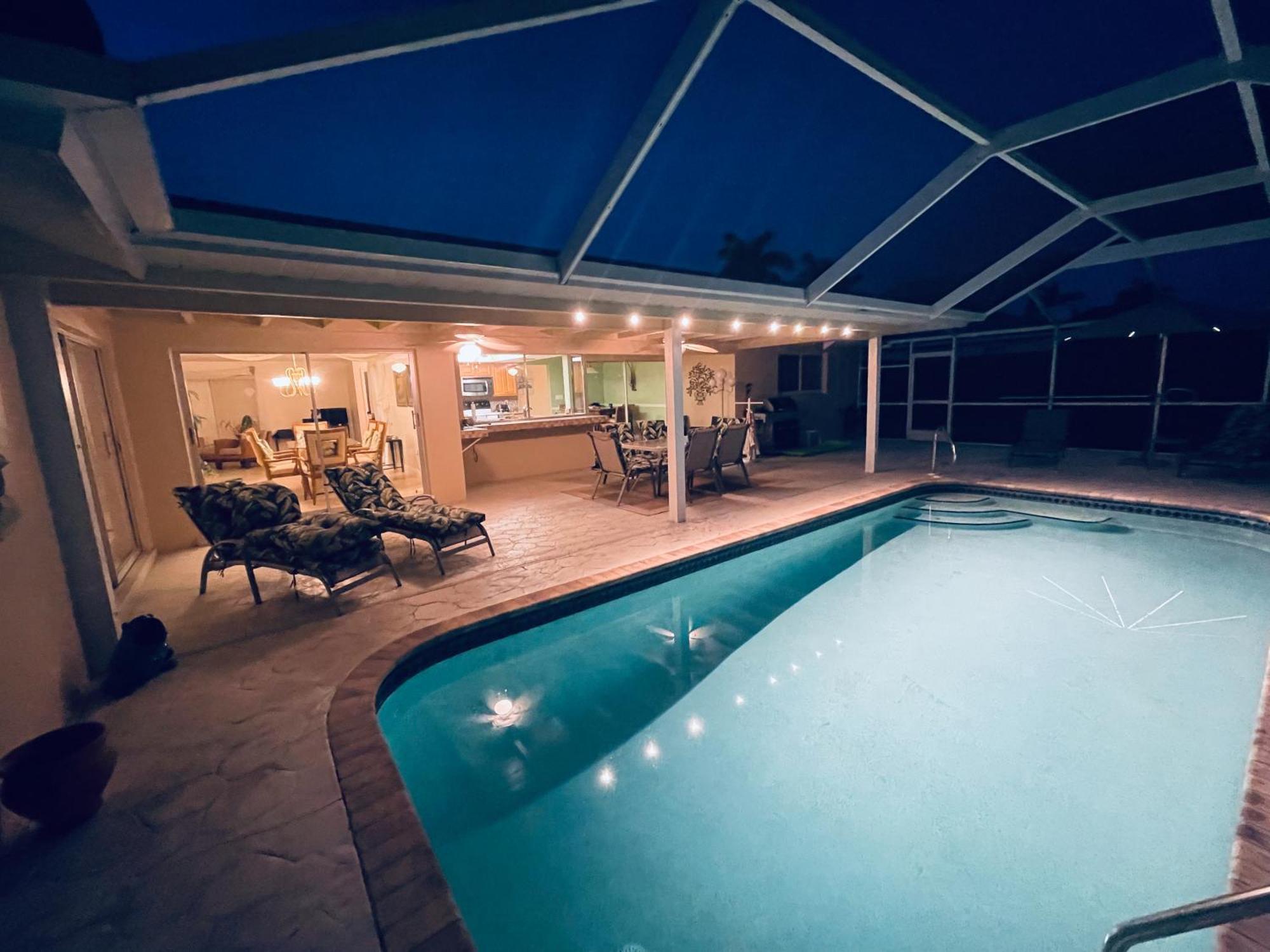 Villa Catalina Isles - Holidays In Paradise Cape Coral Ngoại thất bức ảnh