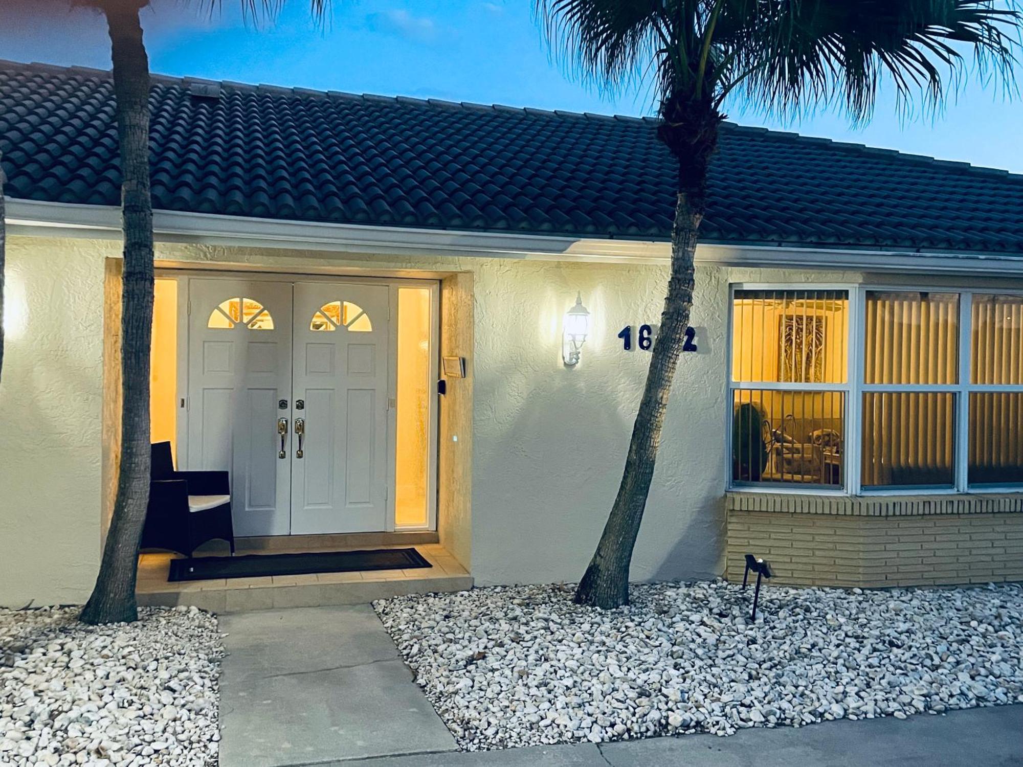 Villa Catalina Isles - Holidays In Paradise Cape Coral Ngoại thất bức ảnh